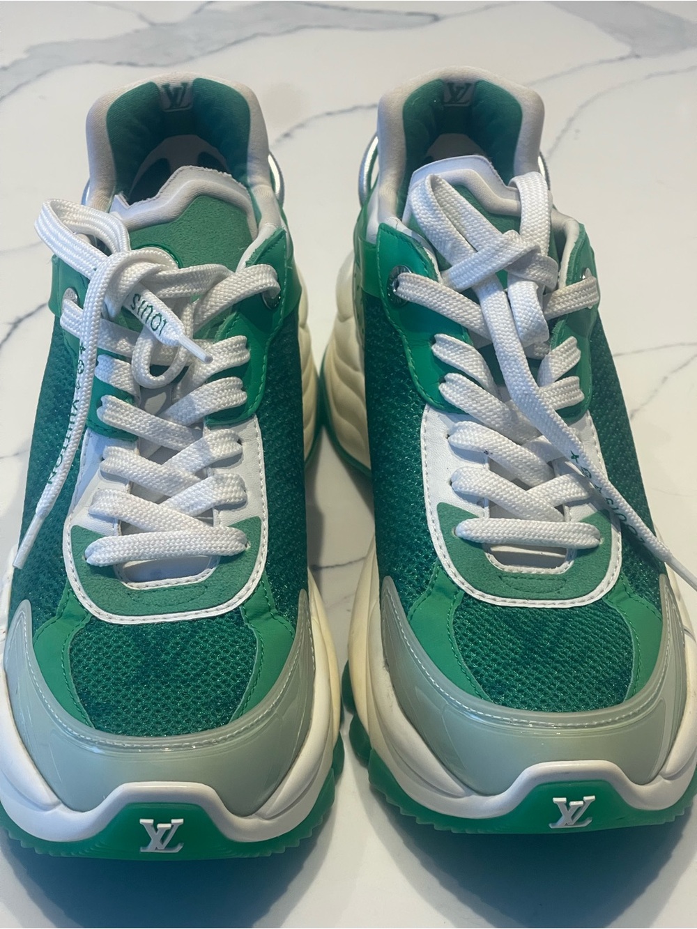 Authentic Louis Vuitton Run 55 Sneakers Green White Size 8 👍